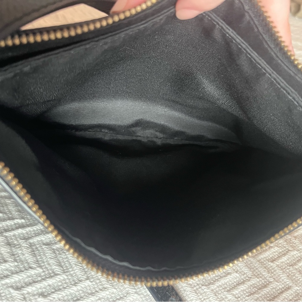 Marc Jacobs Black Crossbody - Picture 11 of 17